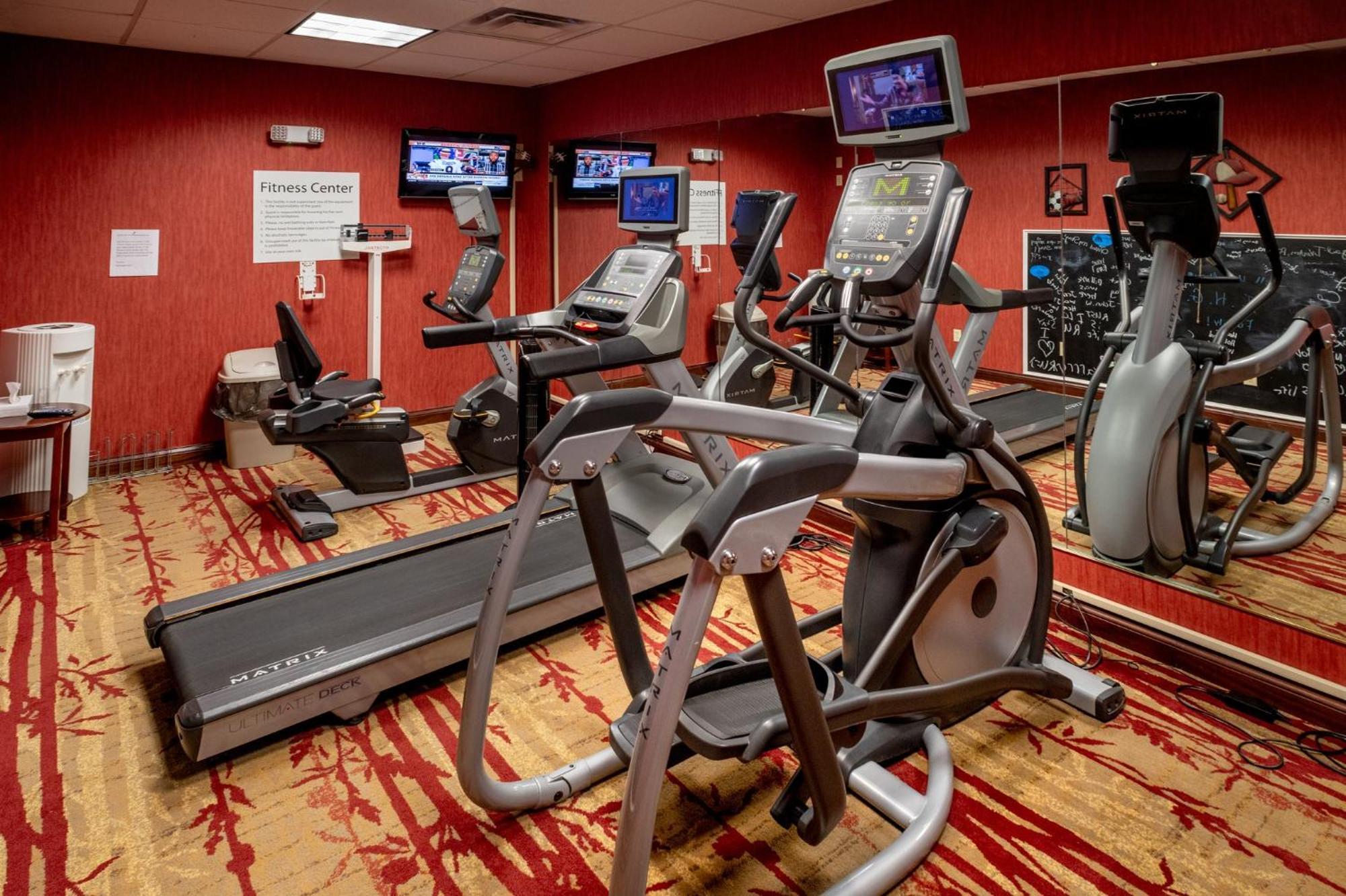 Holiday Inn Express And Suites Hazard By Ihg Luaran gambar
